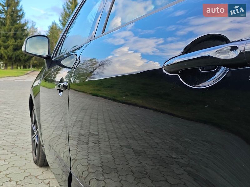 Минивэн Renault Scenic 2013 в Дубно