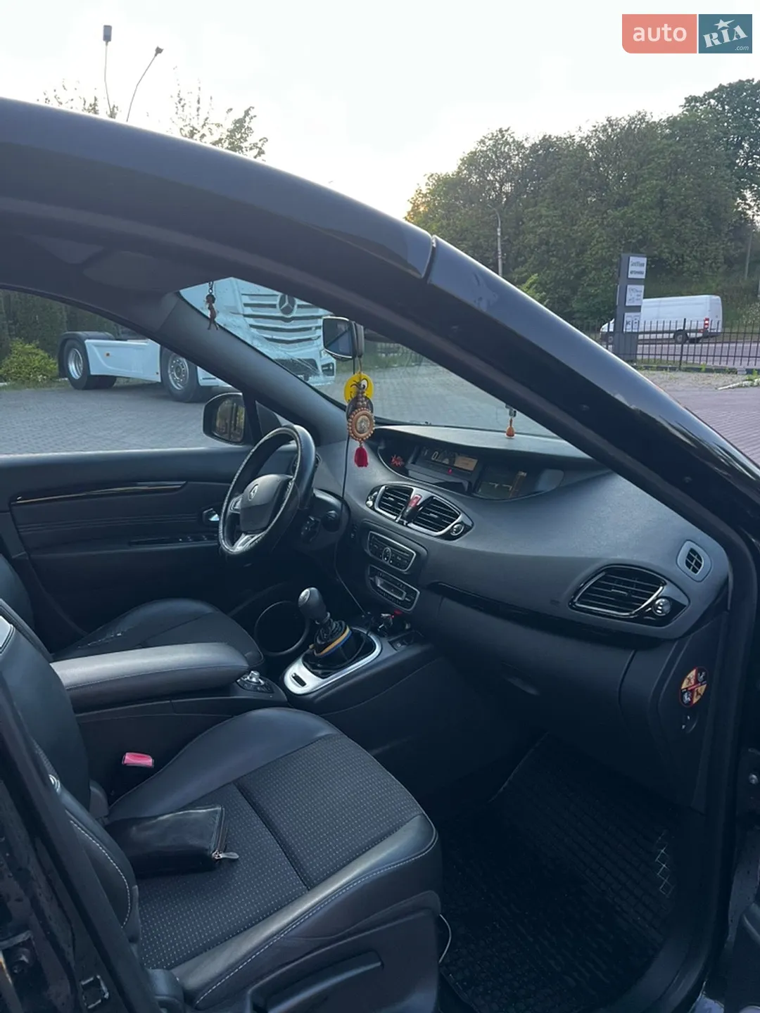 2011 Renault Scenic - мініатюра 20