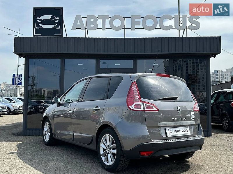 Минивэн Renault Scenic 2010 в Киеве