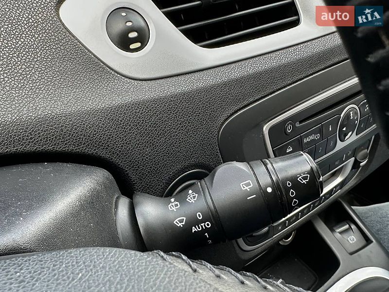 Минивэн Renault Scenic 2010 в Киеве
