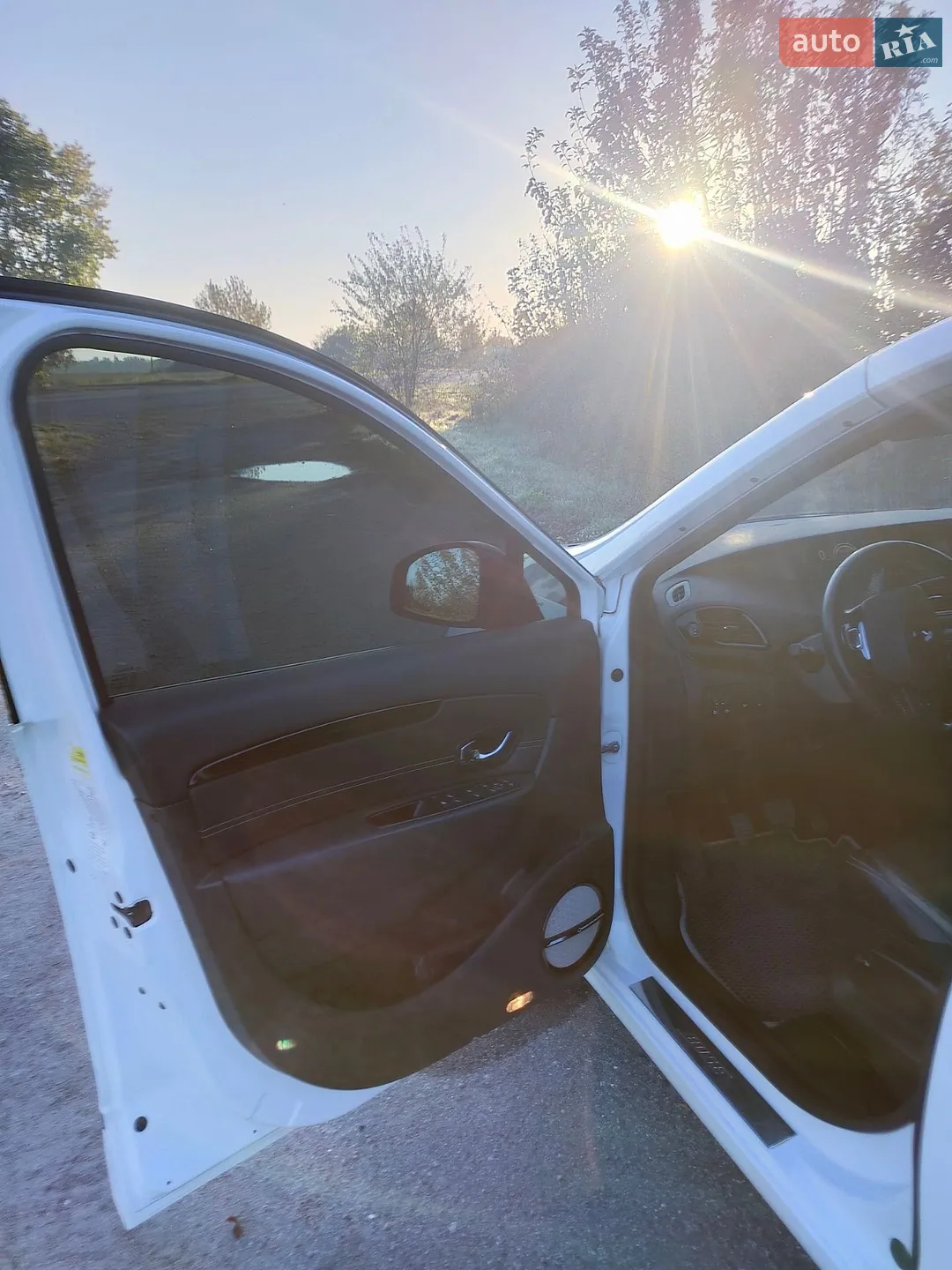2015 Renault Scenic - мініатюра 21