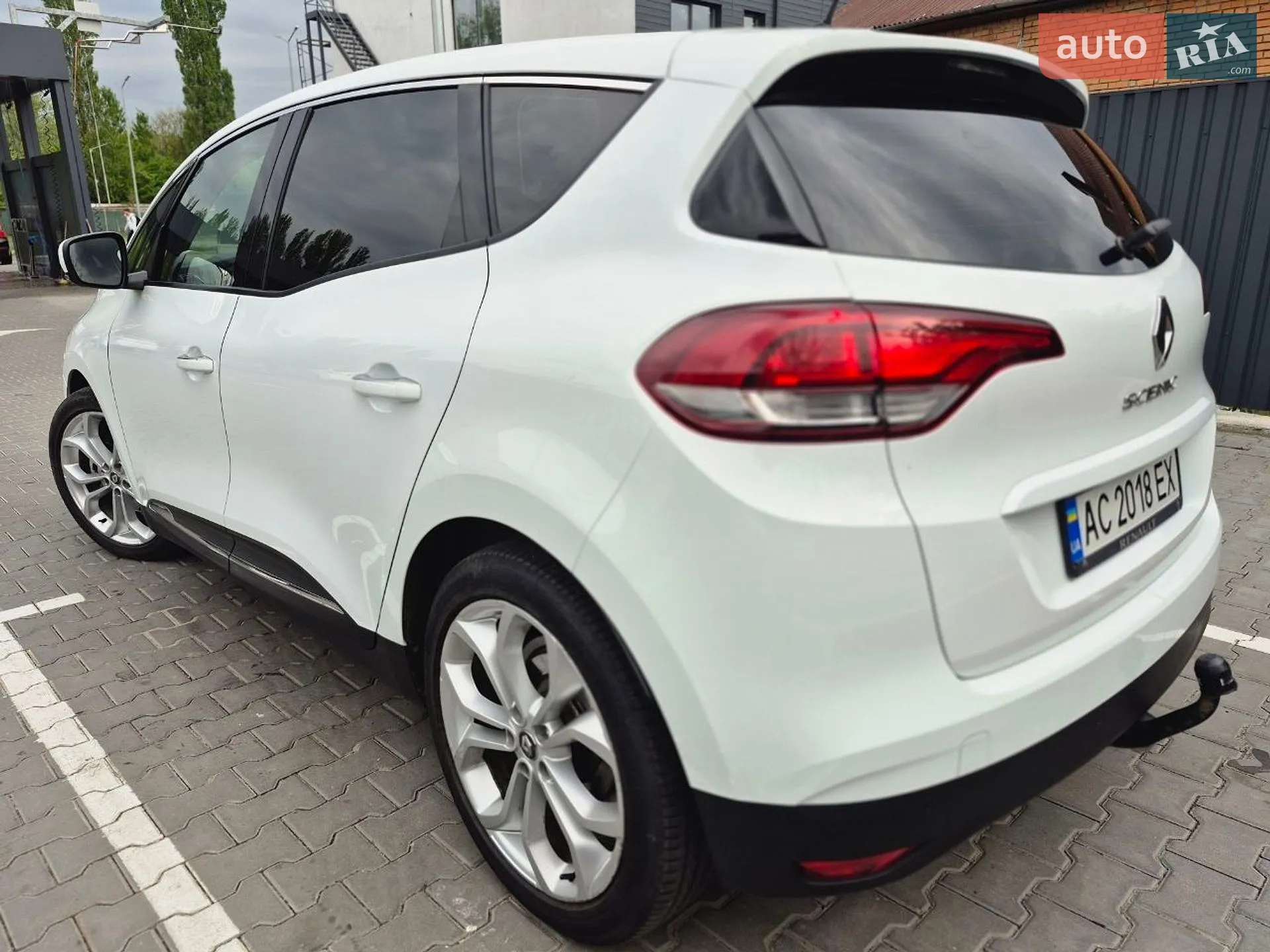 2017 Renault Scenic - мініатюра 18