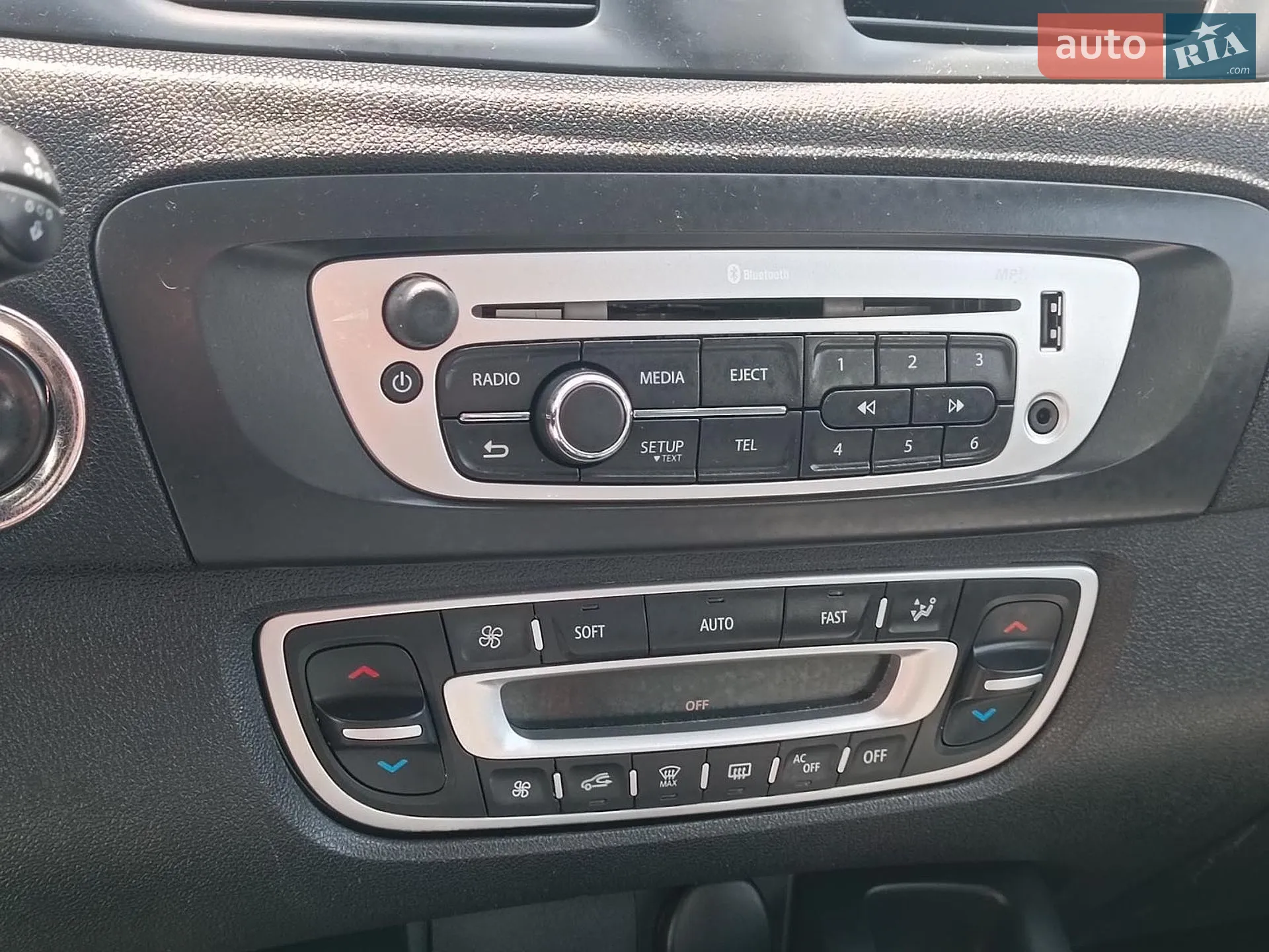 2014 Renault Scenic - мініатюра 15