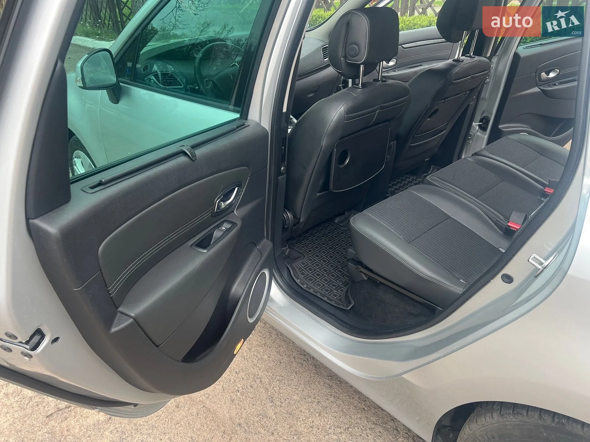 2011 Renault Scenic - мініатюра 14