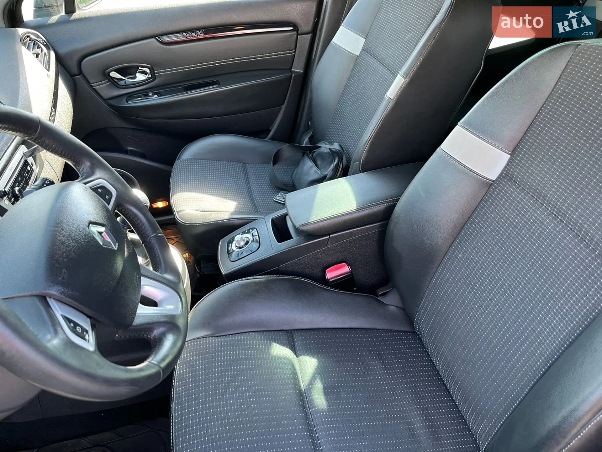 2012 Renault Scenic - мініатюра 28