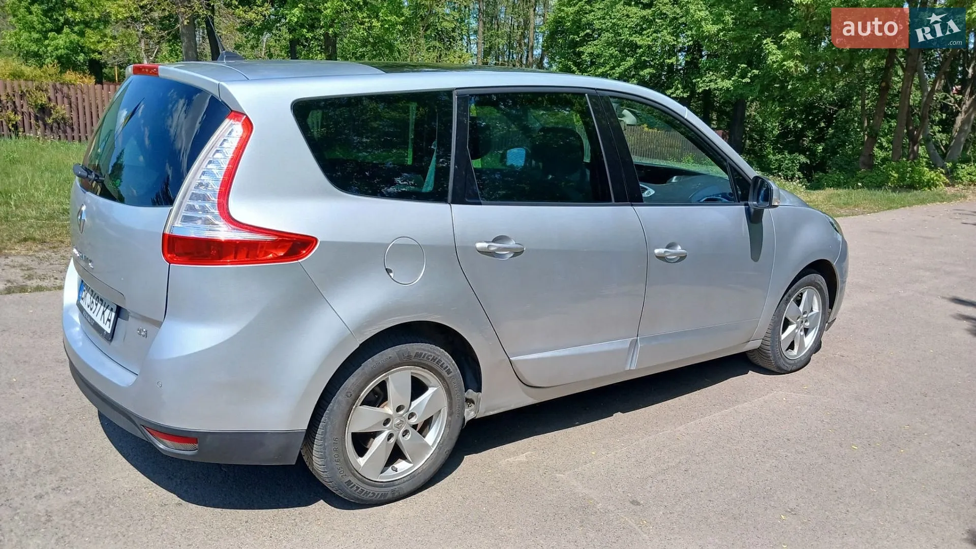 2010 Renault Scenic - мініатюра 9