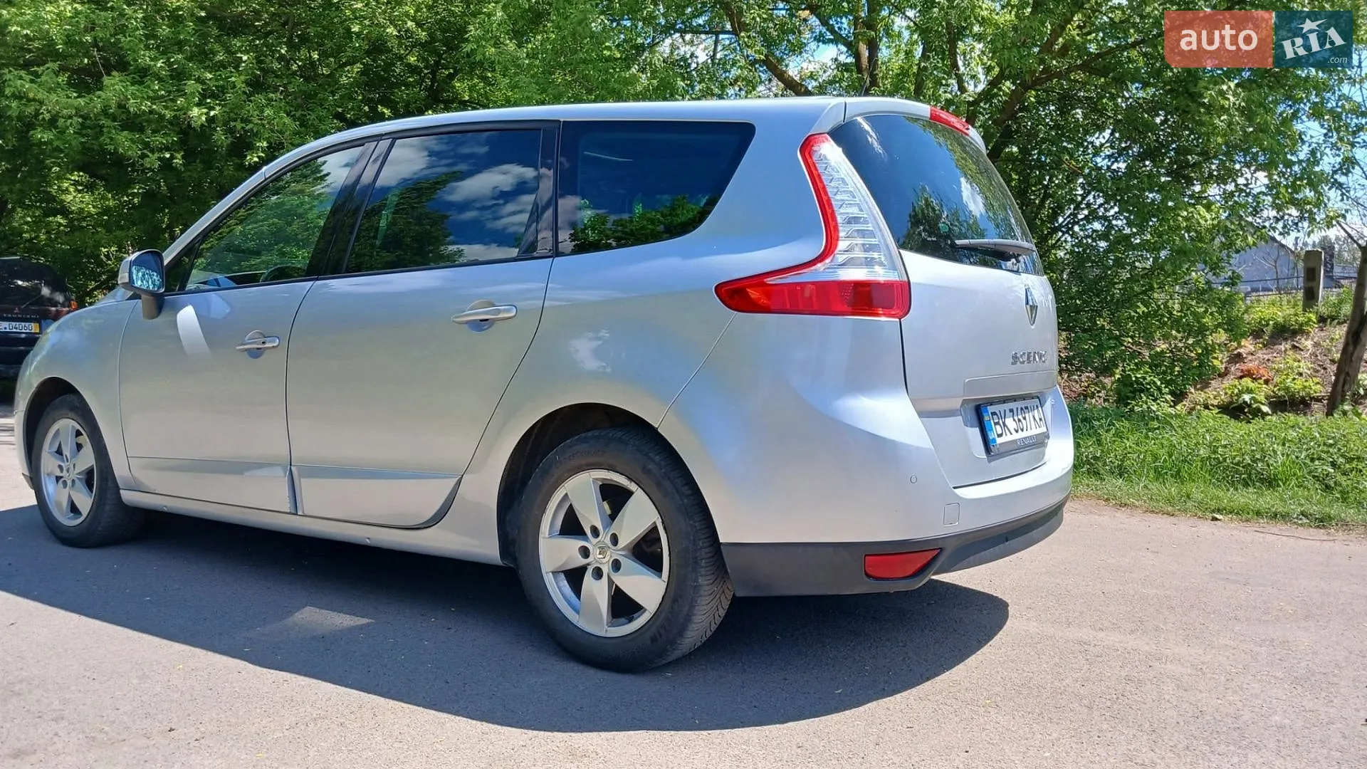 2010 Renault Scenic - мініатюра 12