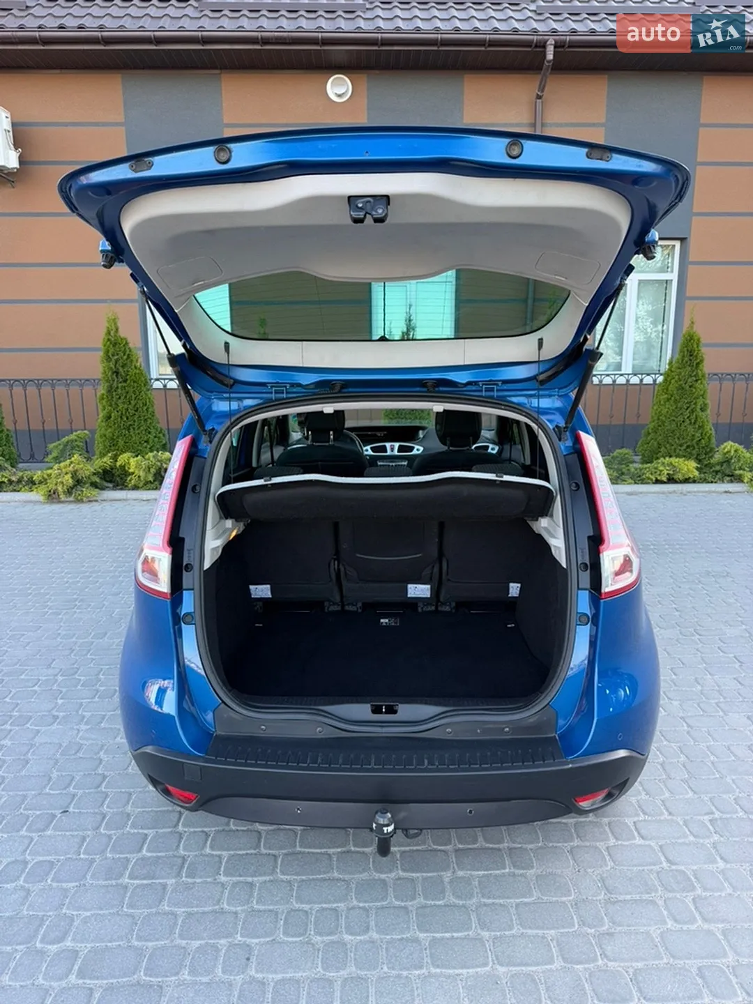 2010 Renault Scenic - мініатюра 26