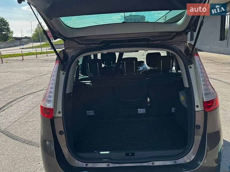 Минивэн Renault Scenic 2009 в Львове