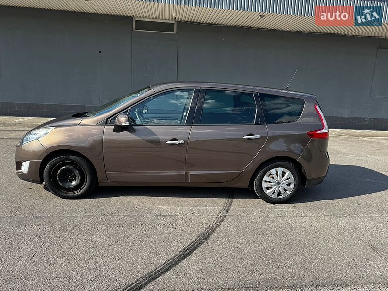 Минивэн Renault Scenic 2009 в Львове