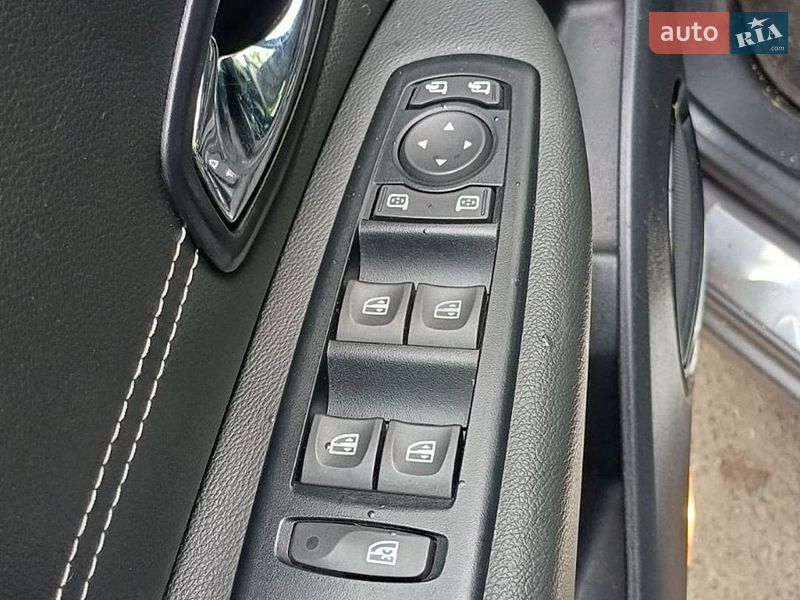 Минивэн Renault Scenic 2012 в Полтаве