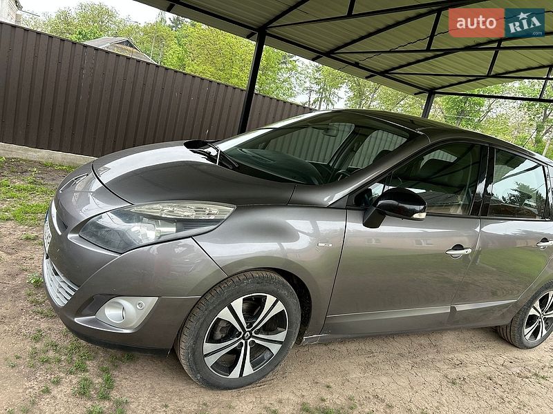 Renault Scenic 2011