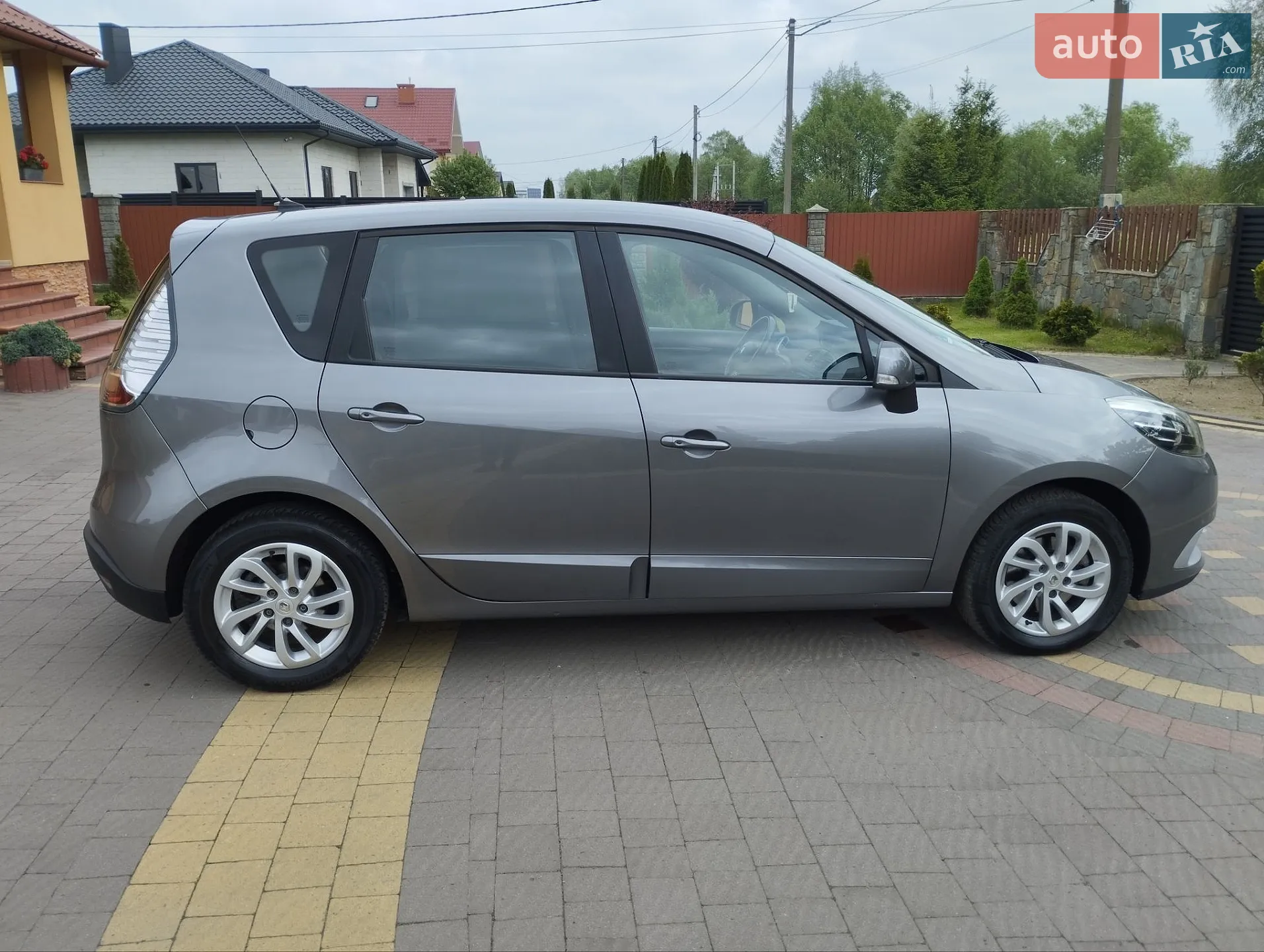 2014 Renault Scenic - мініатюра 3
