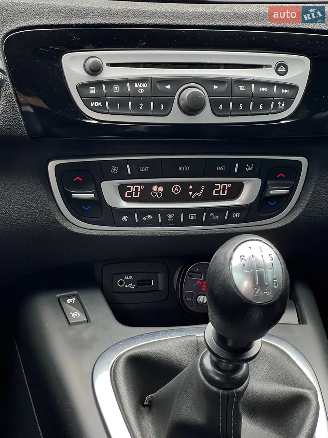 2011 Renault Scenic - мініатюра 25