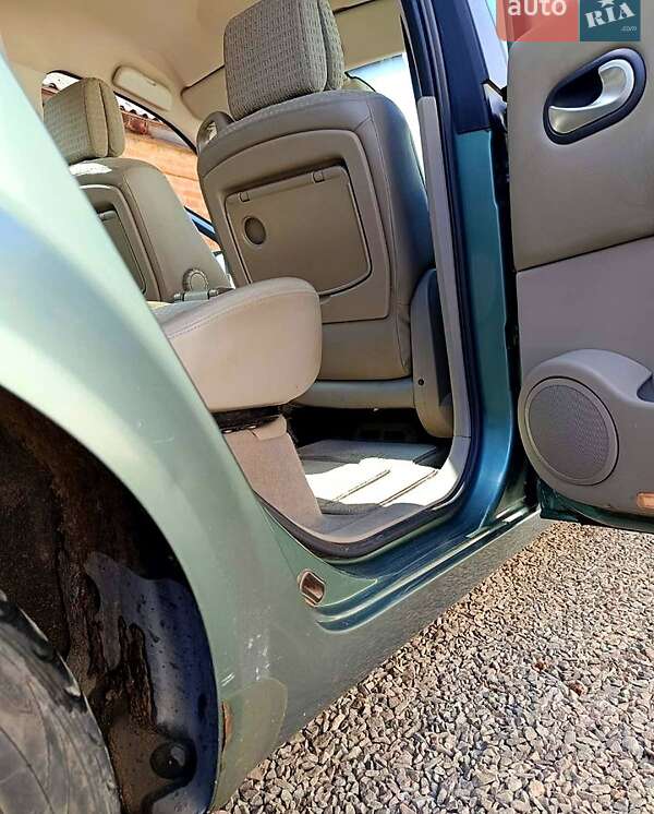Минивэн Renault Scenic 2004 в Первомайске