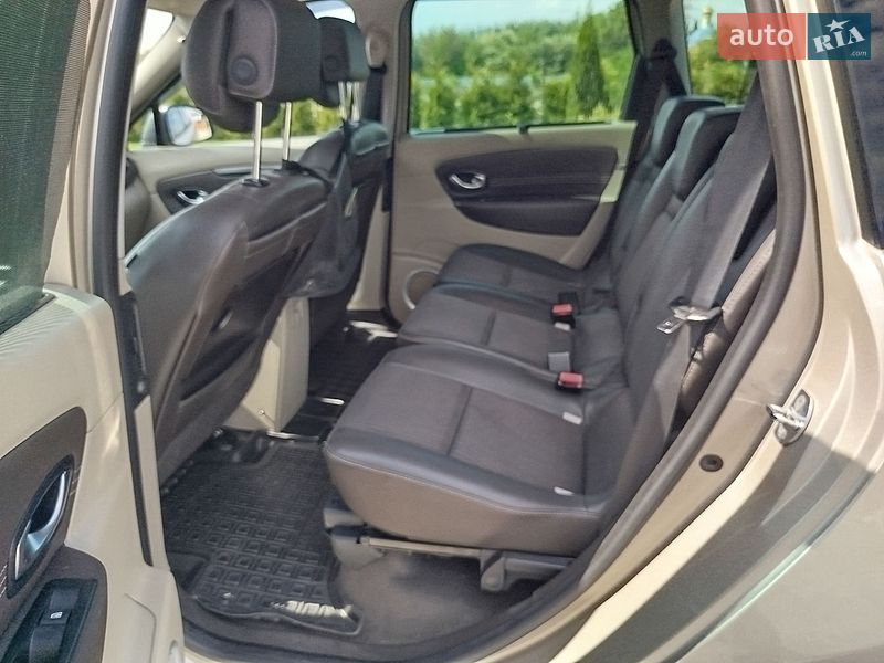 Минивэн Renault Scenic 2011 в Виннице