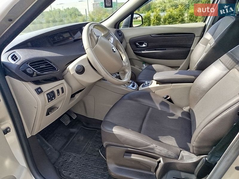 Минивэн Renault Scenic 2011 в Виннице