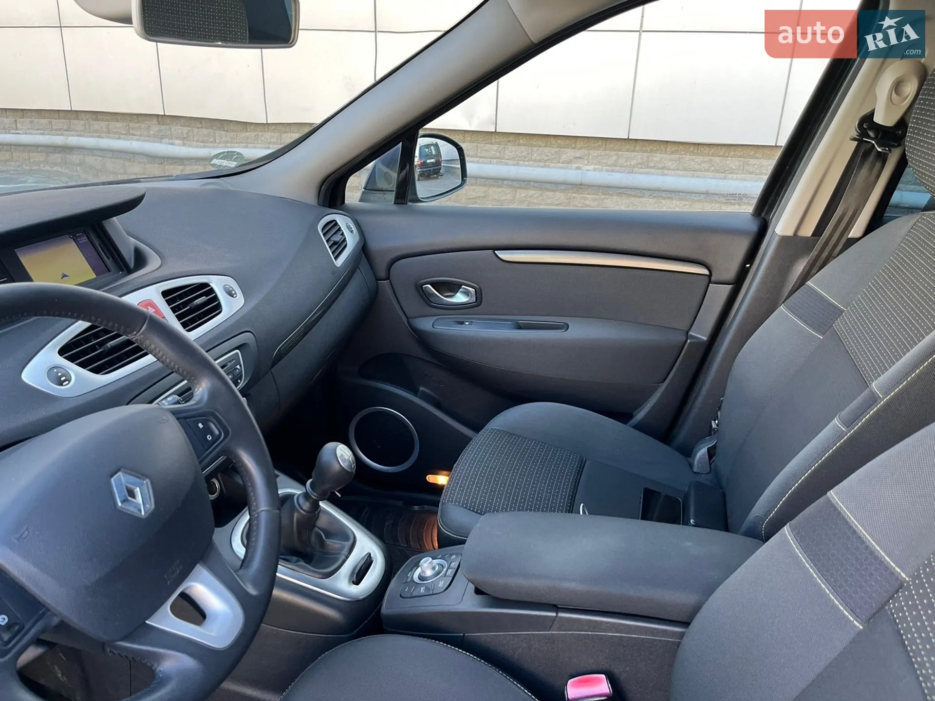2010 Renault Scenic - мініатюра 35