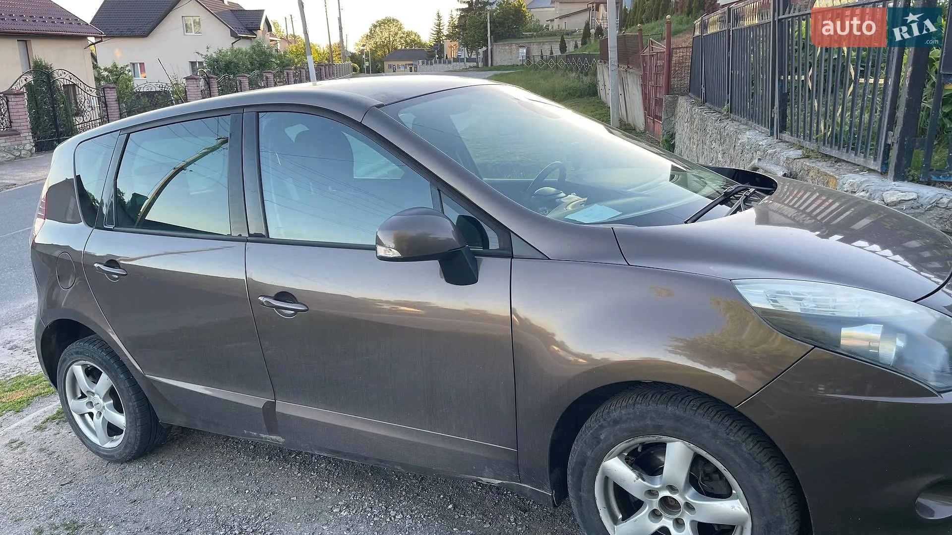 2010 Renault Scenic - мініатюра 5