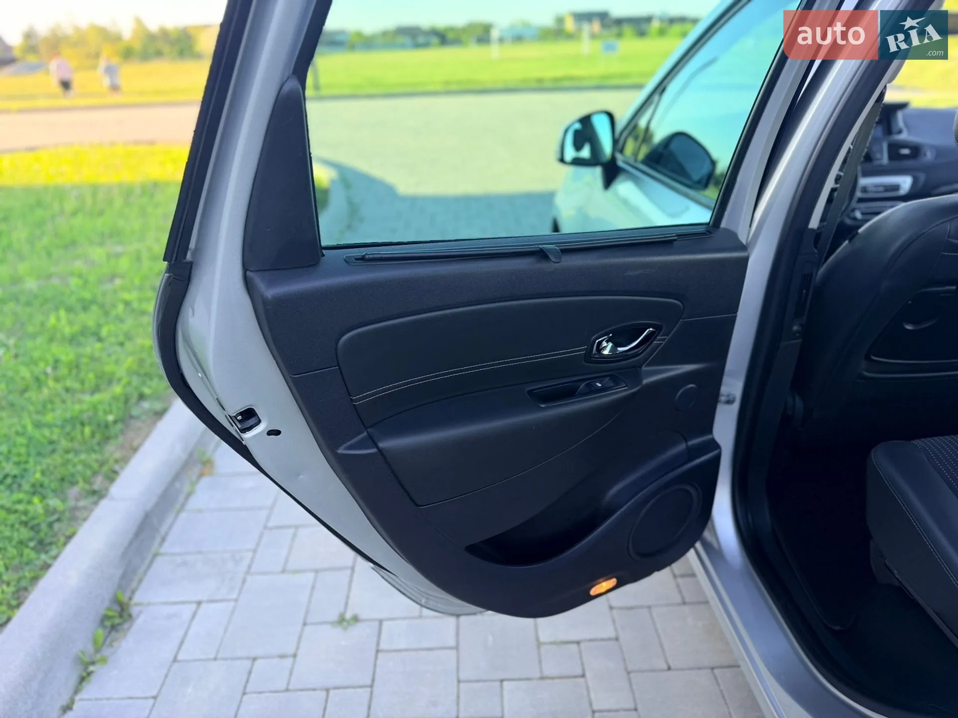 2013 Renault Scenic - мініатюра 26