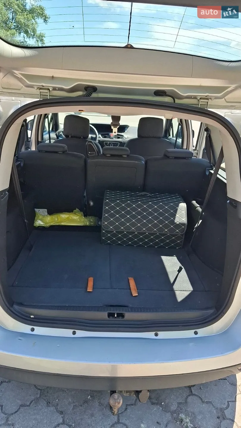 2011 Renault Scenic - мініатюра 10