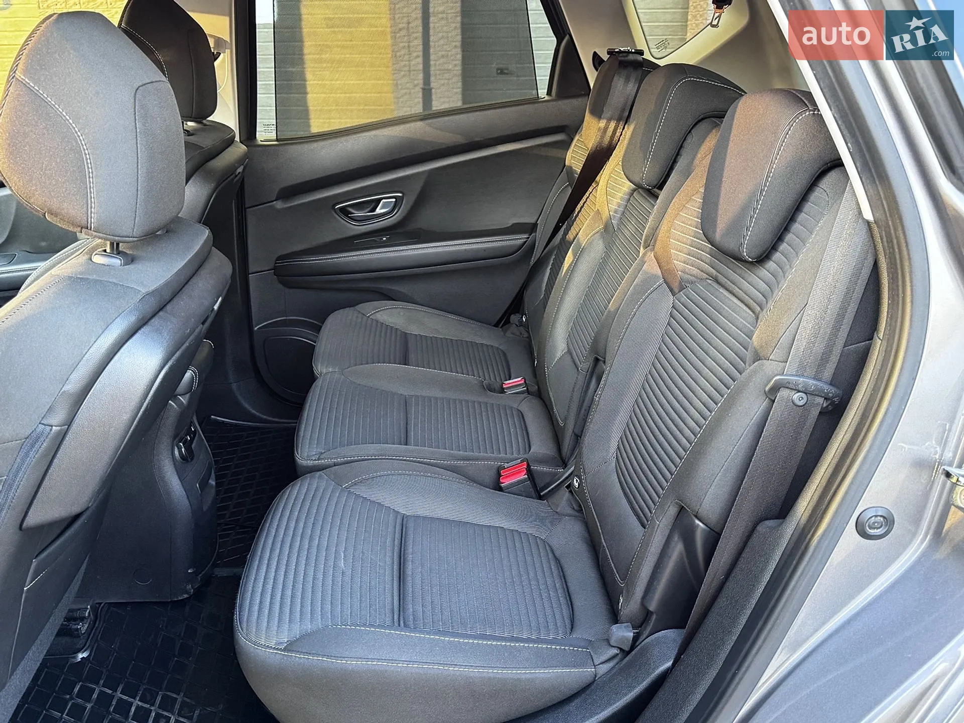 2017 Renault Scenic - мініатюра 8