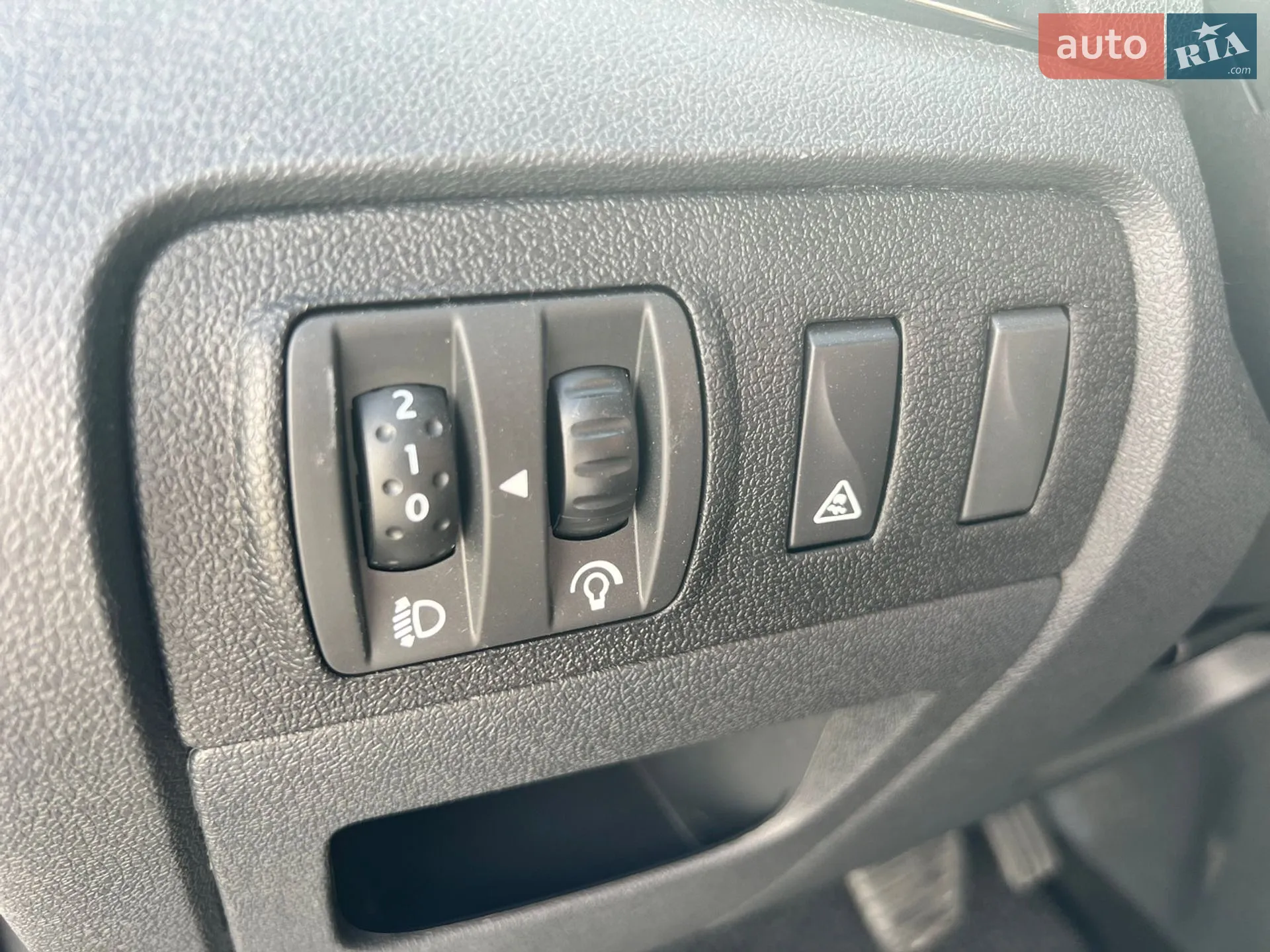 2012 Renault Scenic - мініатюра 17
