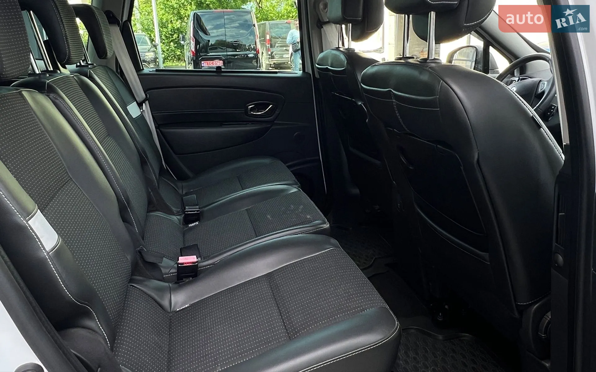 2012 Renault Scenic - мініатюра 18