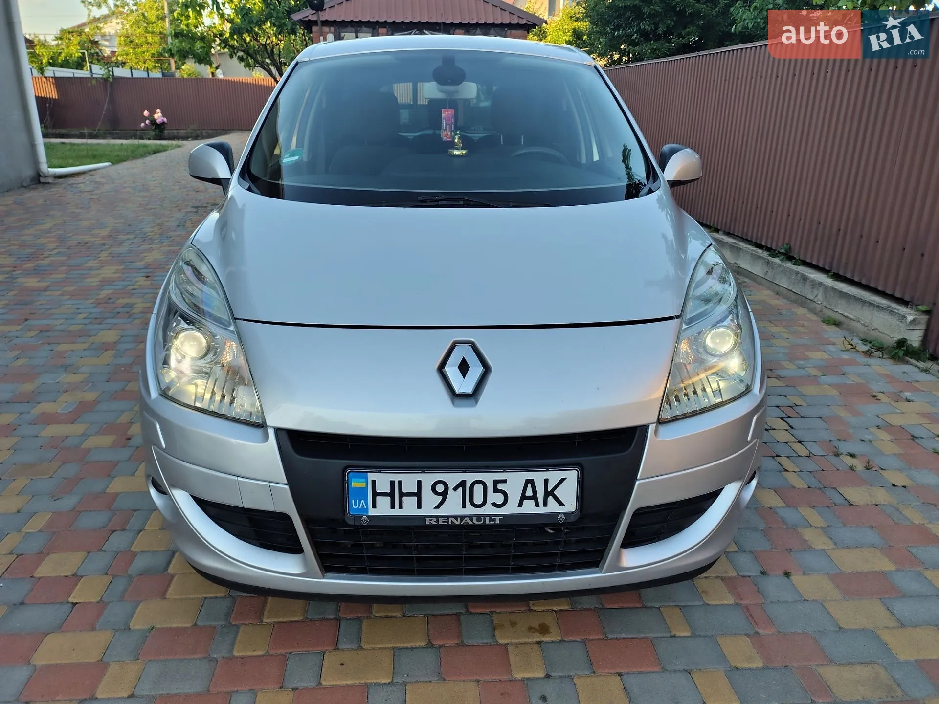 2010 Renault Scenic - мініатюра 8