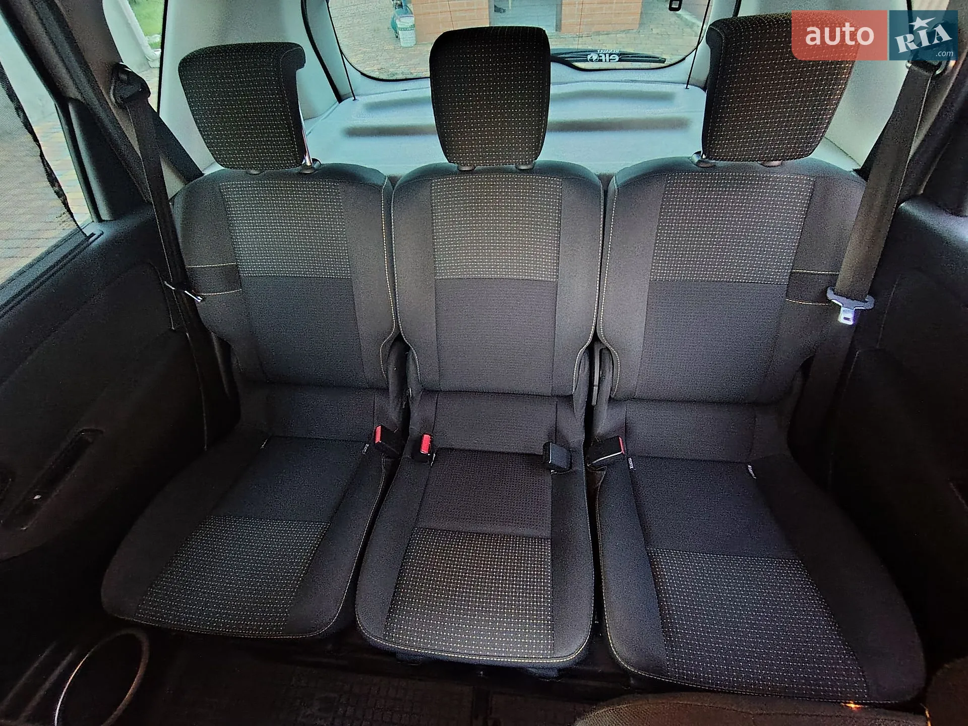 2010 Renault Scenic - мініатюра 24