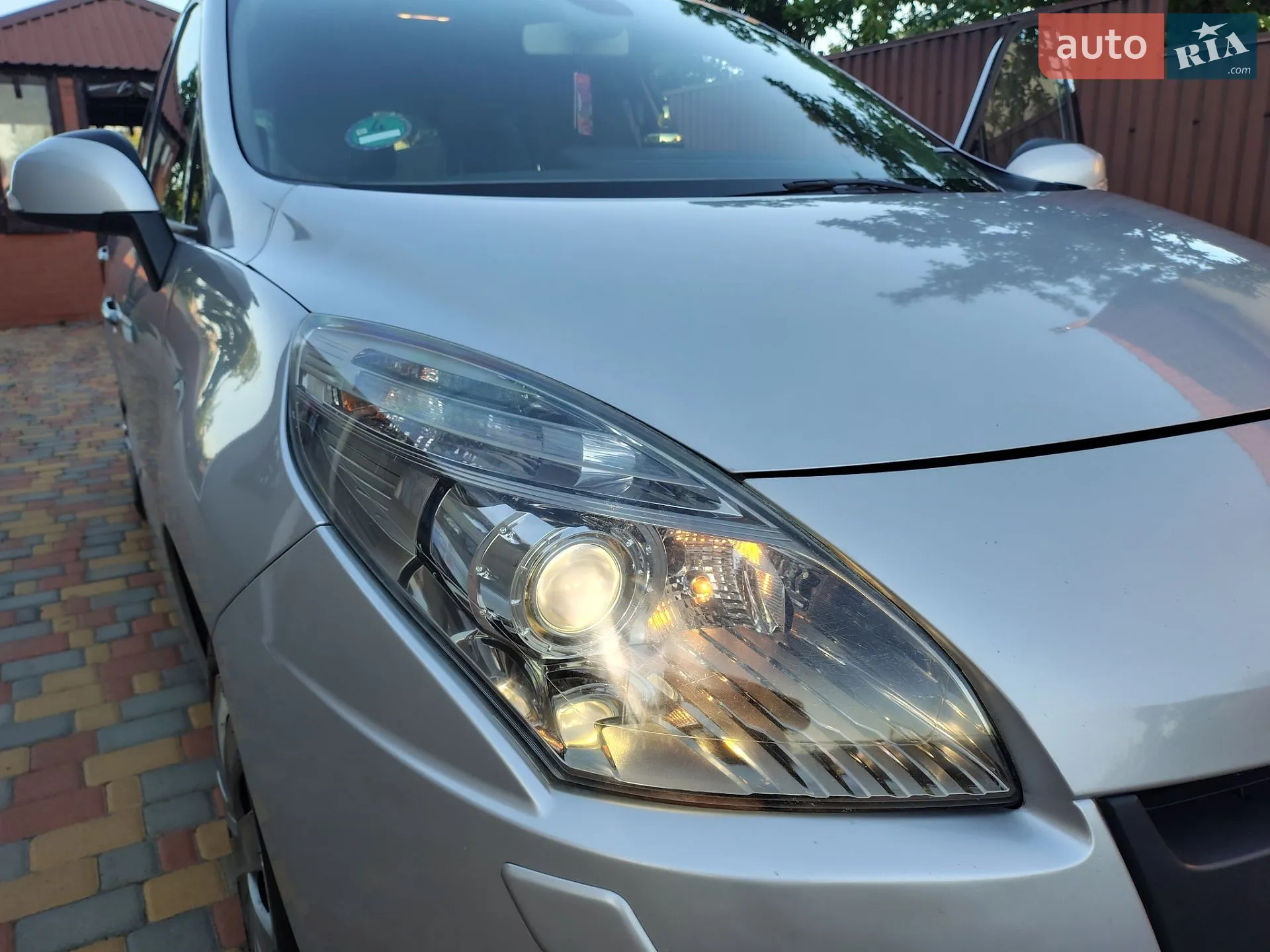 2010 Renault Scenic - мініатюра 26