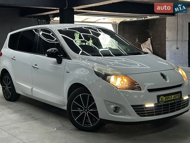 Renault Scenic 2011