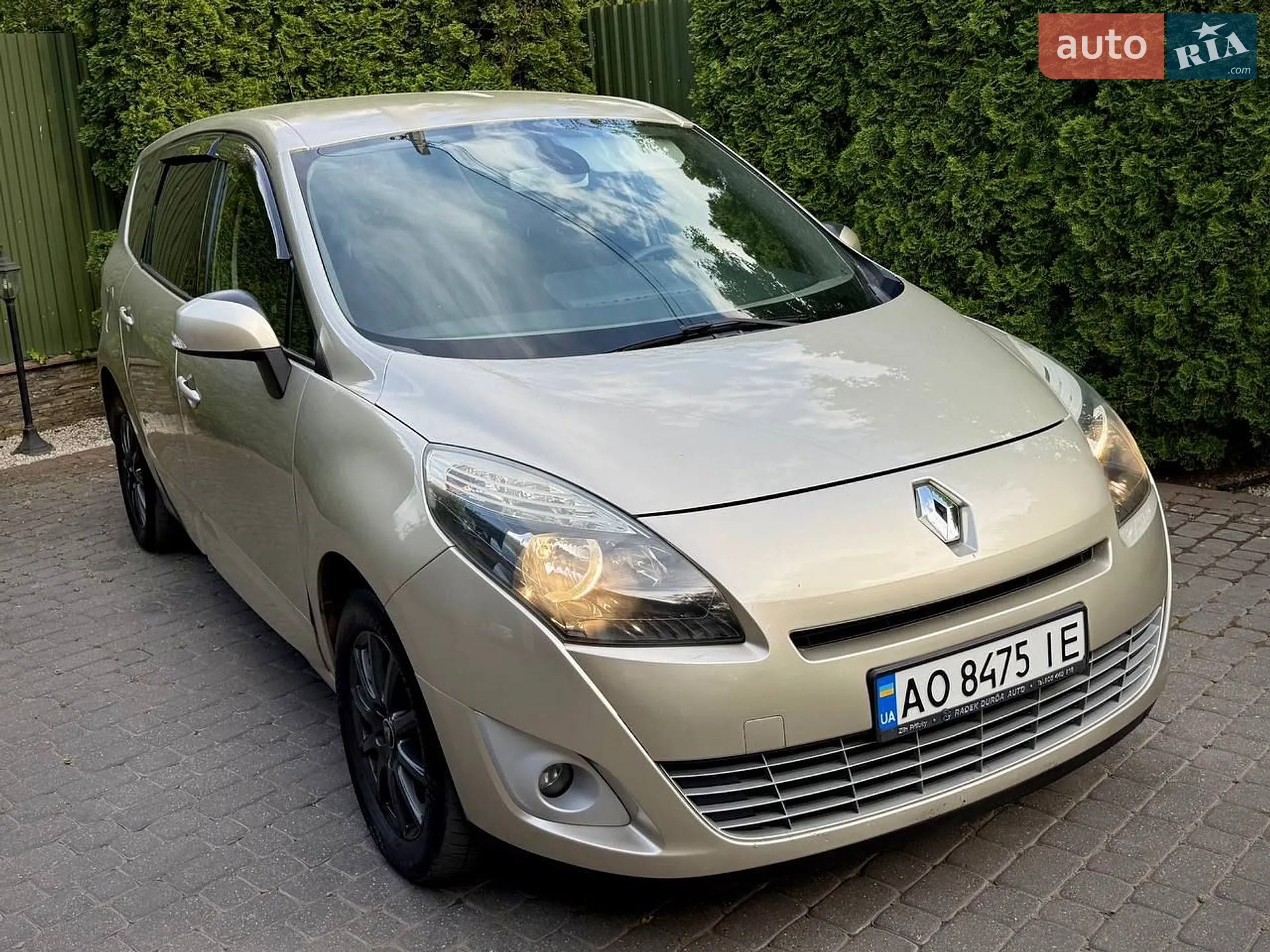 2010 Renault Scenic - мініатюра 4