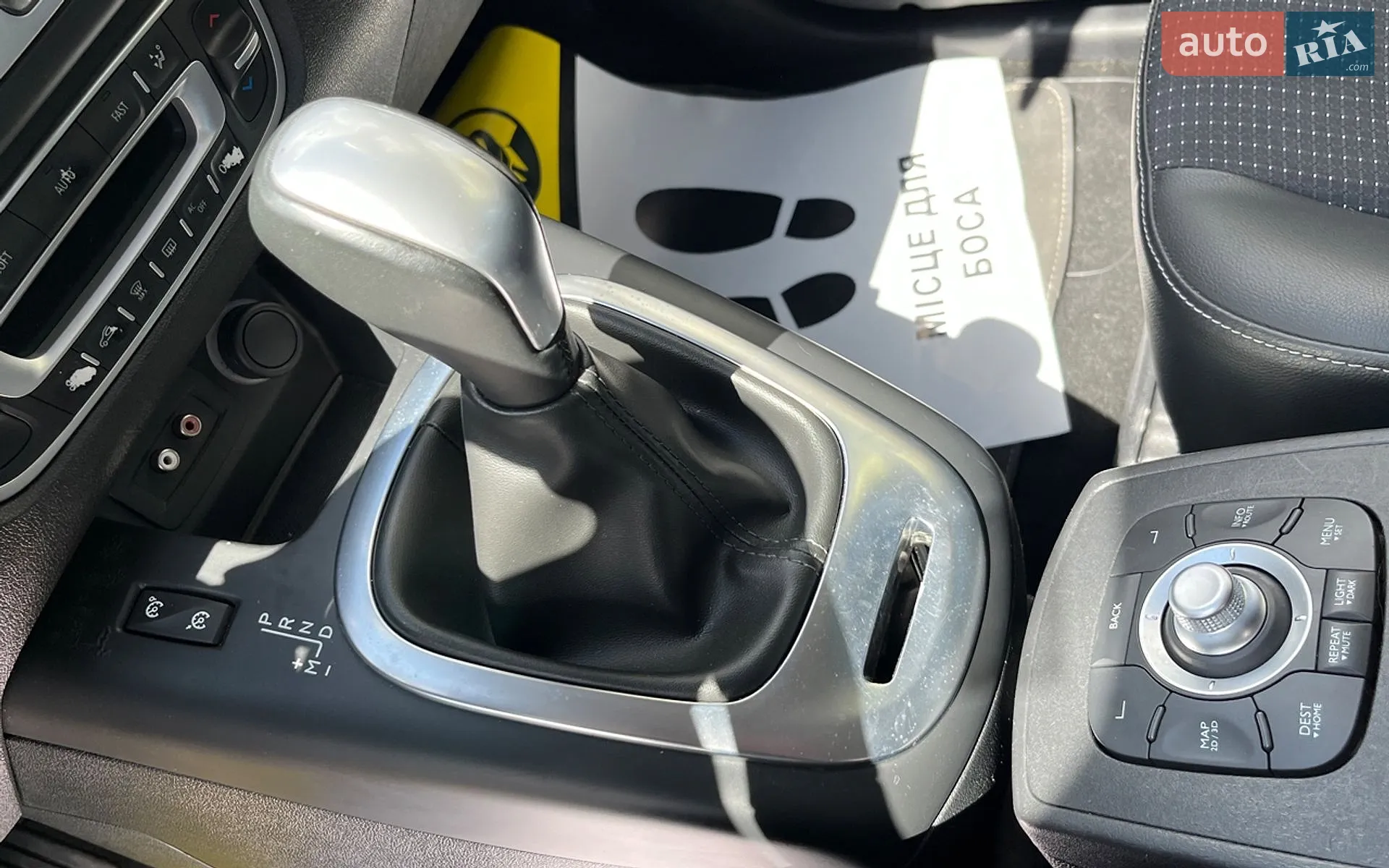 2011 Renault Scenic - мініатюра 17