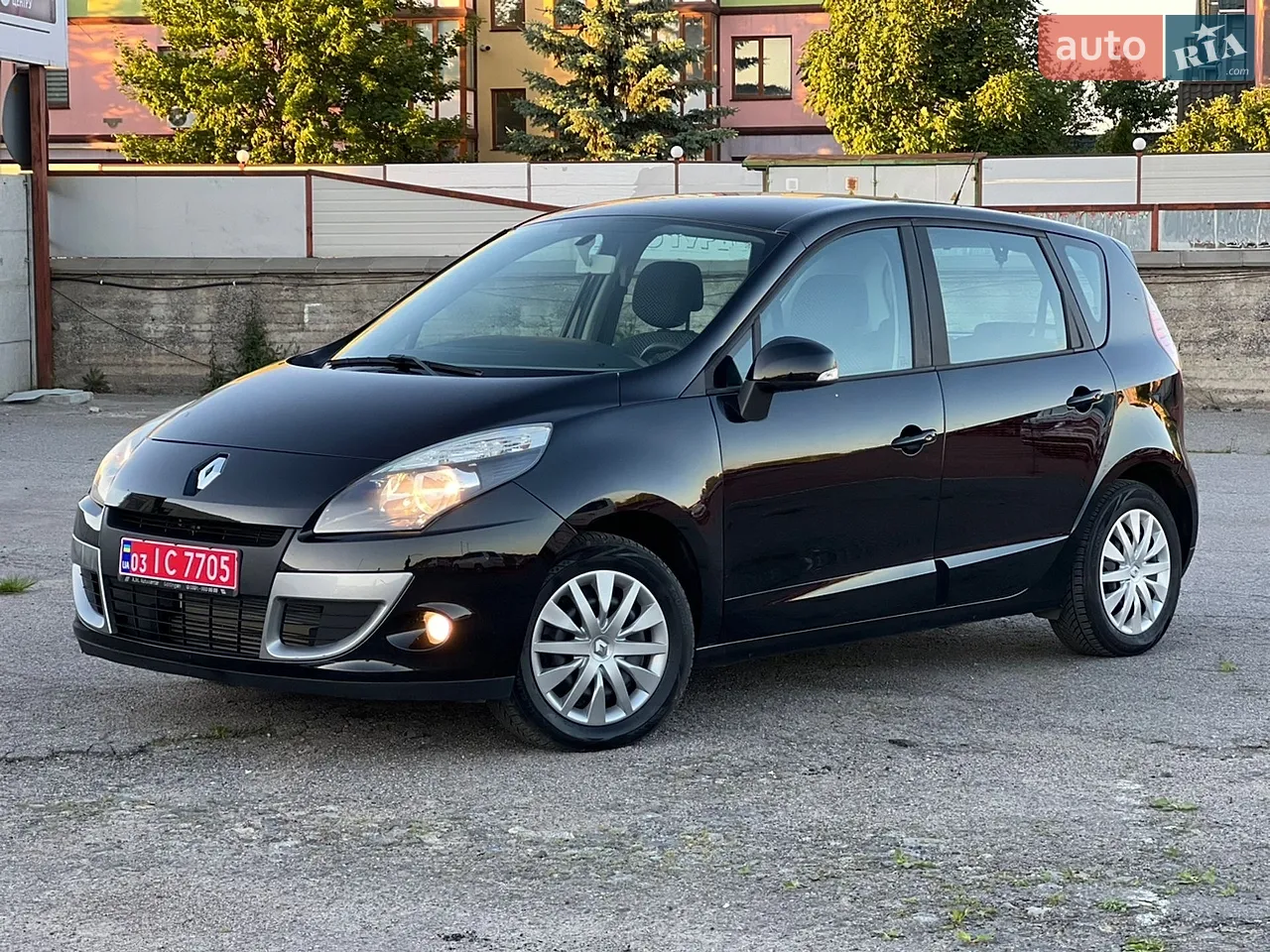 2012 Dacia Lodgy - мініатюра 21