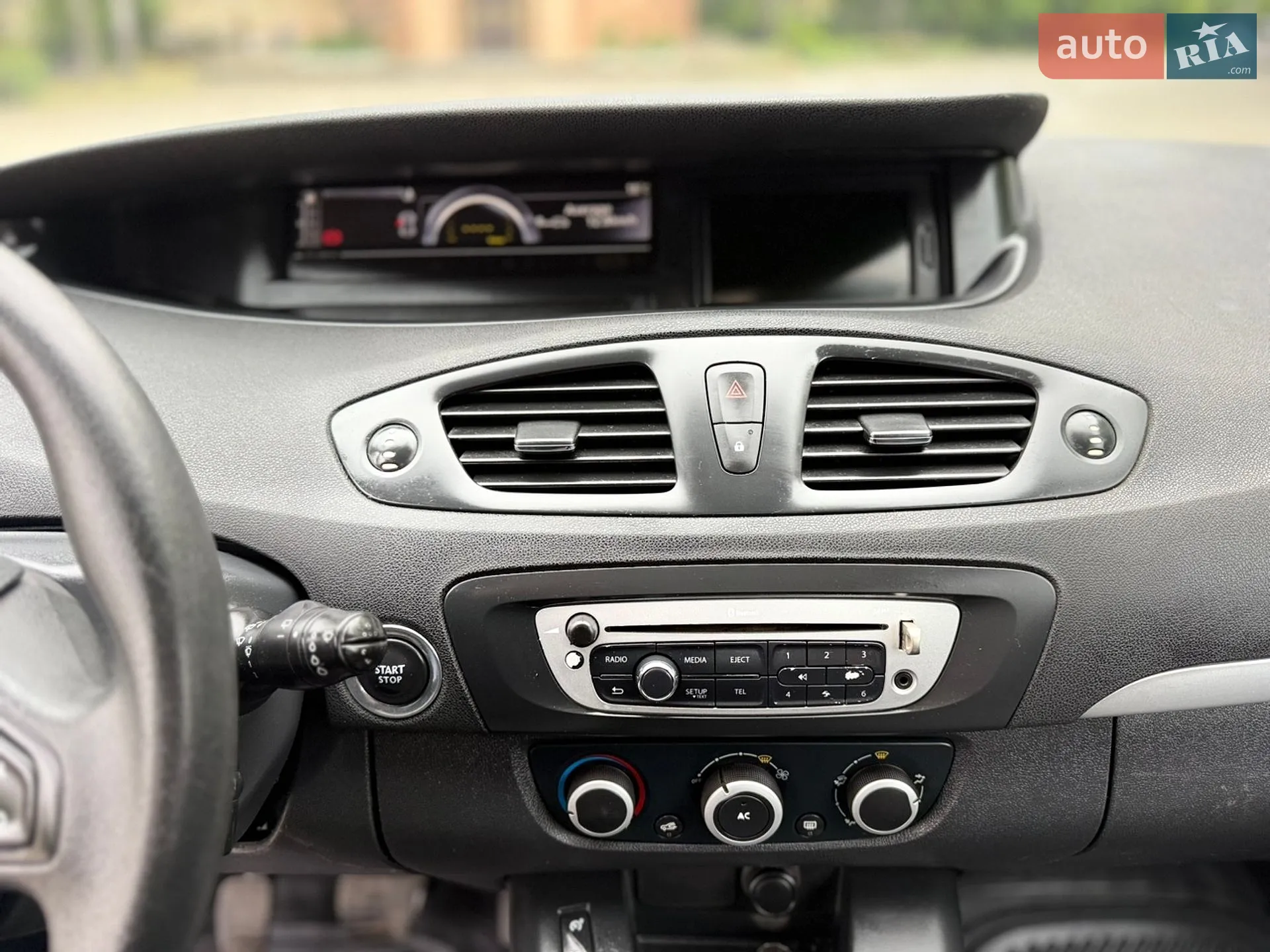2012 Renault Scenic - мініатюра 28
