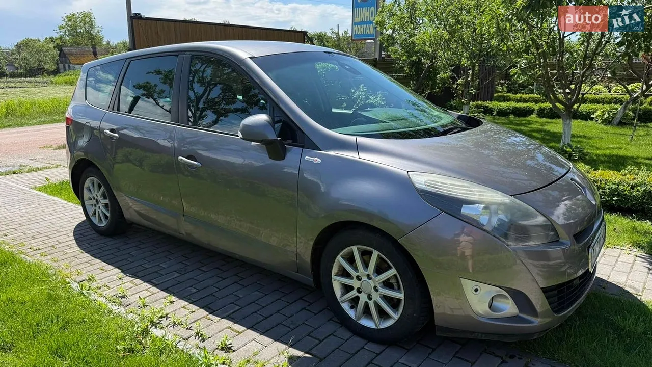 2010 Renault Scenic - мініатюра 18