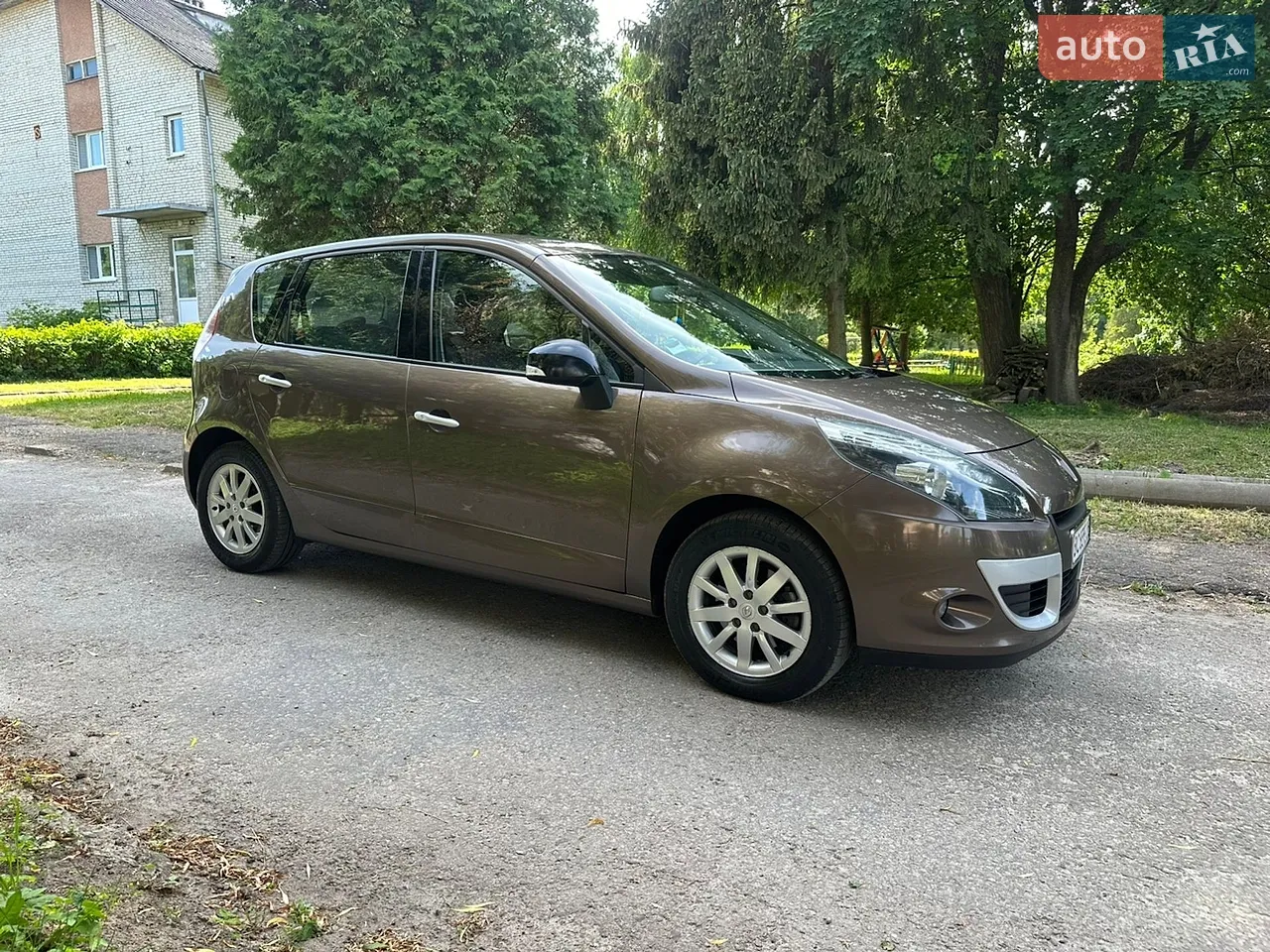 2010 Renault Scenic - мініатюра 19