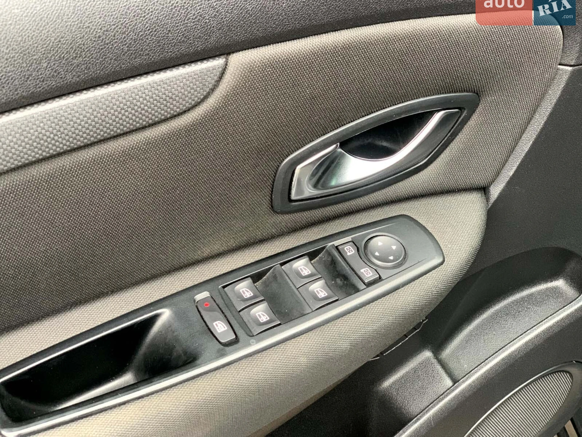 2011 Renault Scenic - мініатюра 11