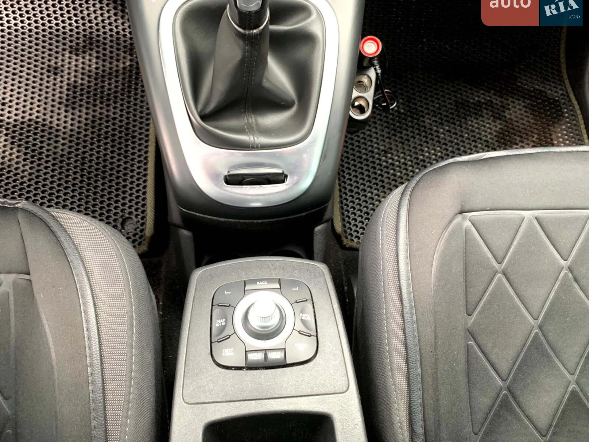 2011 Renault Scenic - мініатюра 17