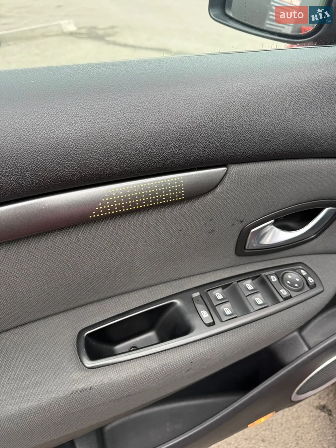 2010 Renault Scenic - мініатюра 34