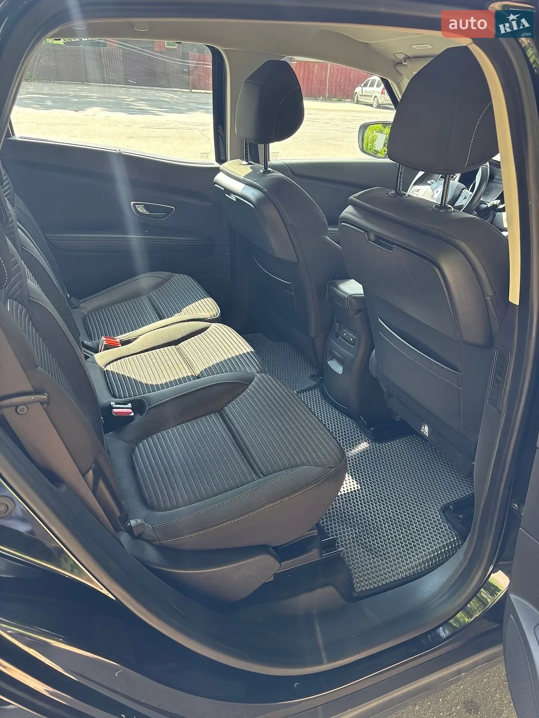 2017 Renault Scenic - мініатюра 8