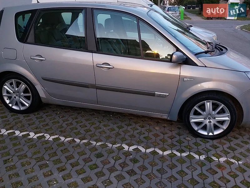 Renault Scenic