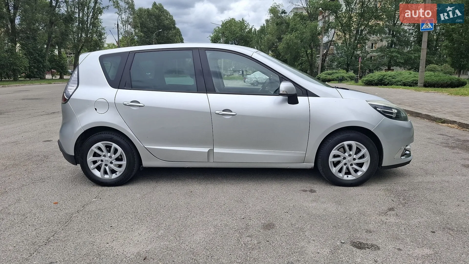 2013 Renault Scenic - мініатюра 2
