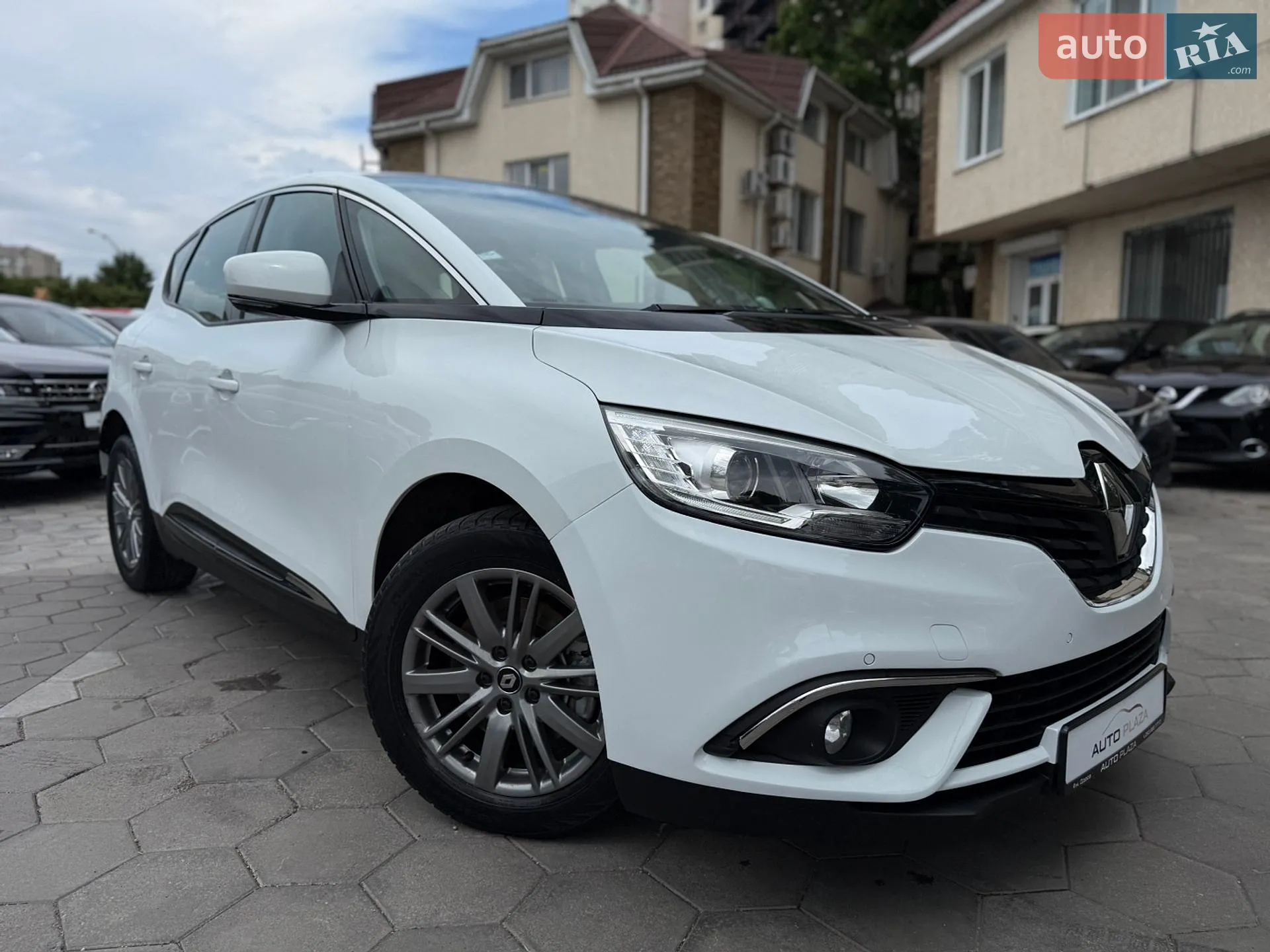 2016 Renault Scenic - мініатюра 12