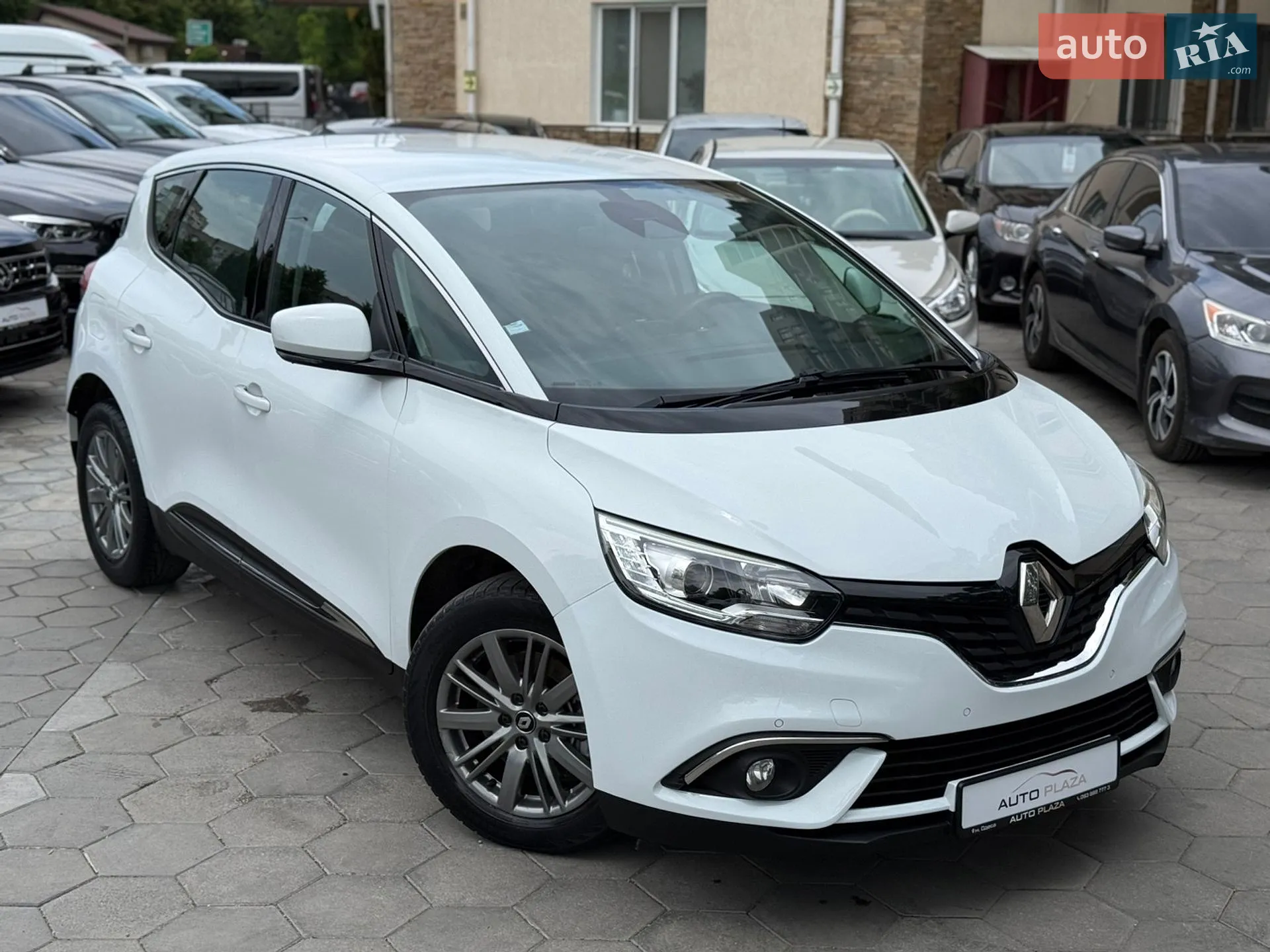 2016 Renault Scenic - мініатюра 13