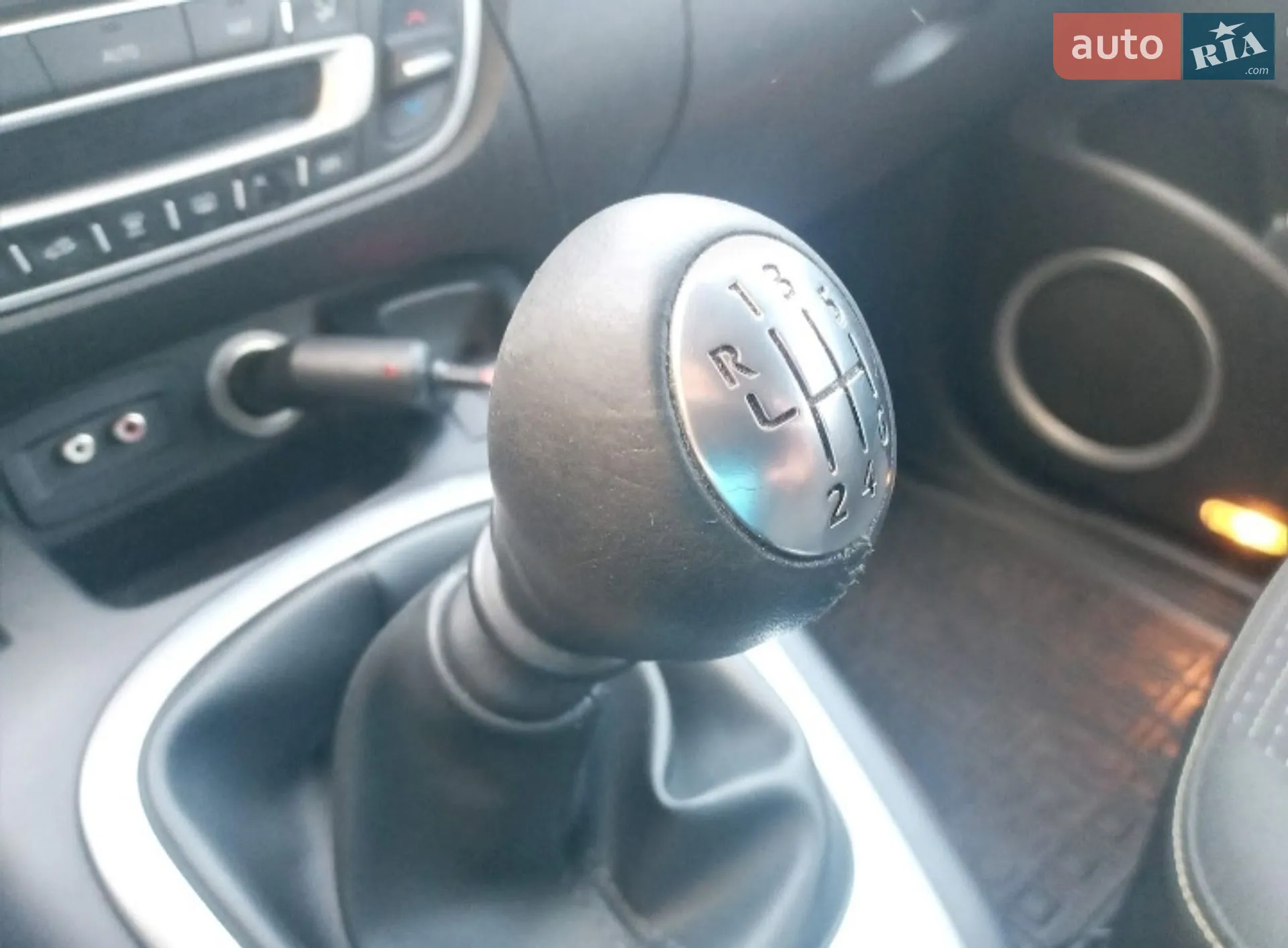 2010 Renault Scenic - мініатюра 29