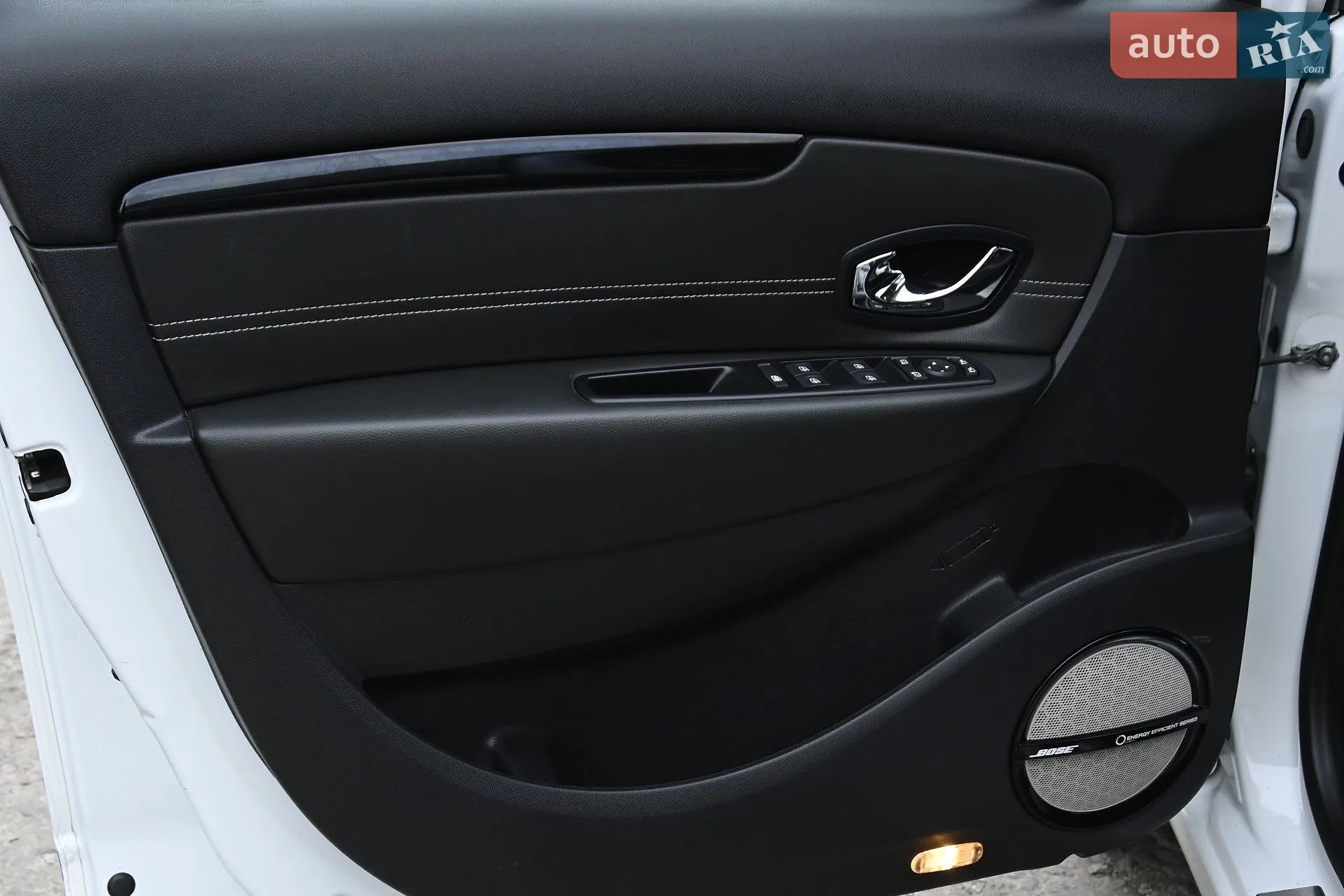 2015 Renault Scenic - мініатюра 21