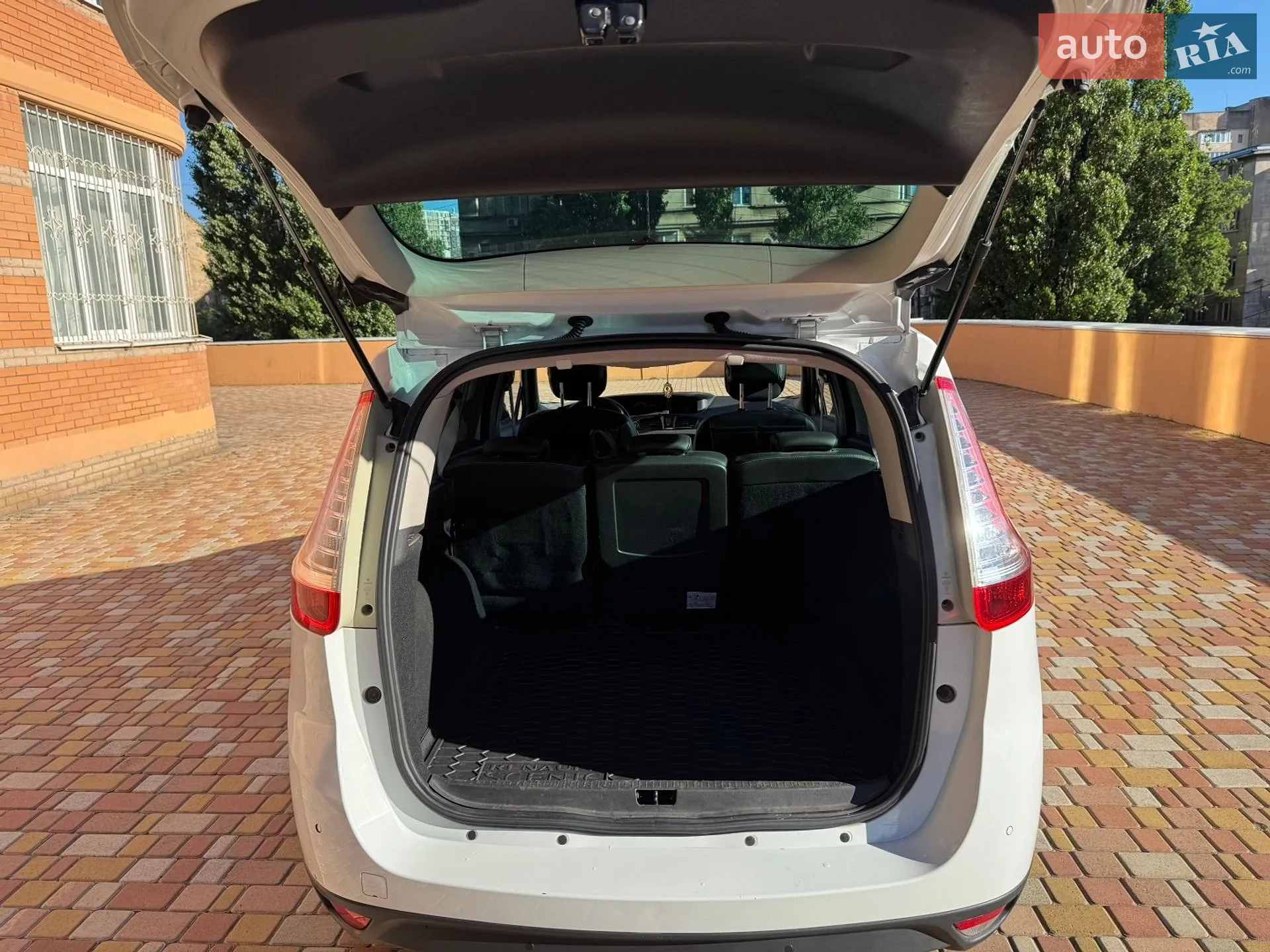 2013 Renault Scenic - мініатюра 9