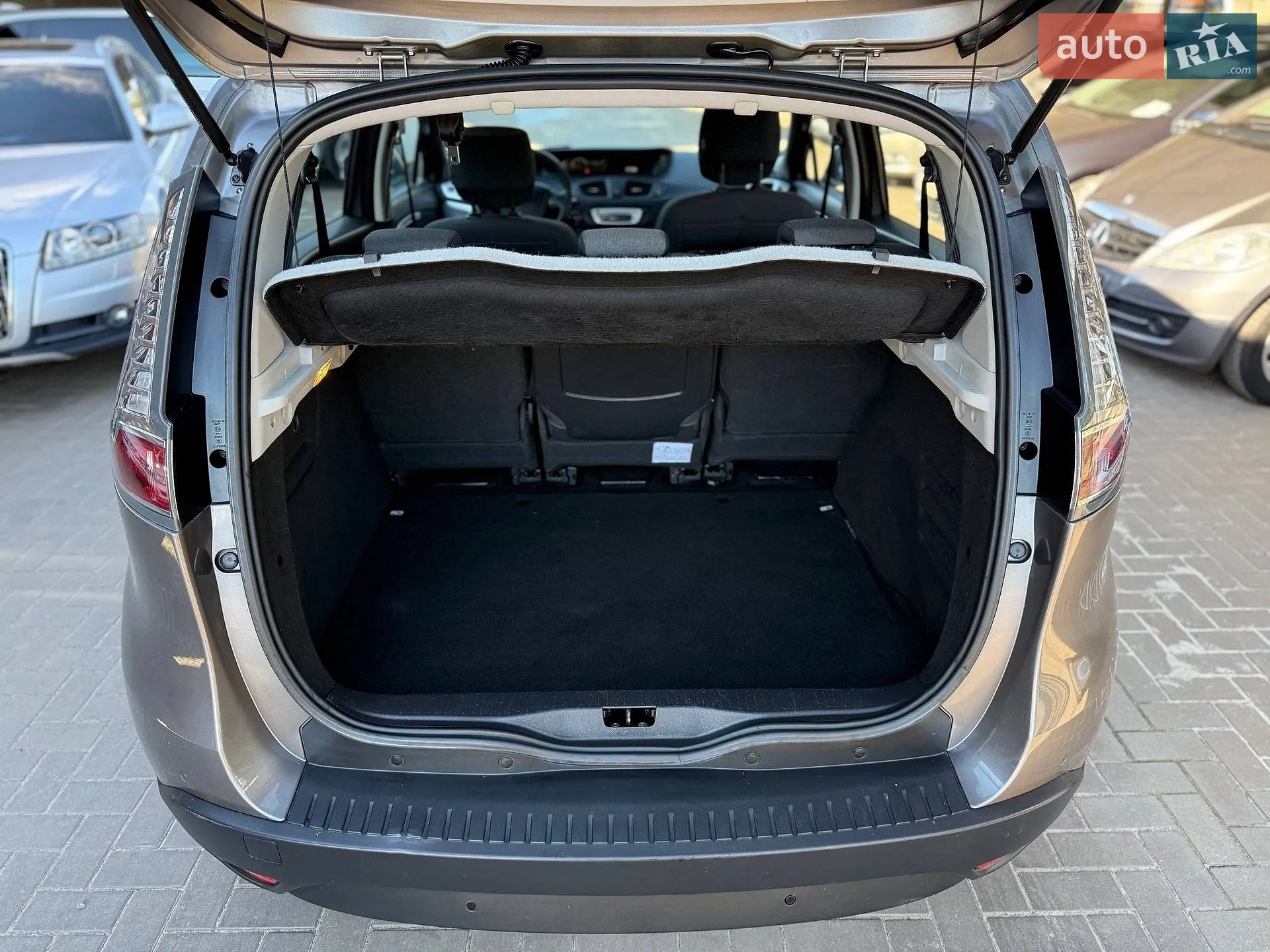 2013 Renault Scenic - мініатюра 8